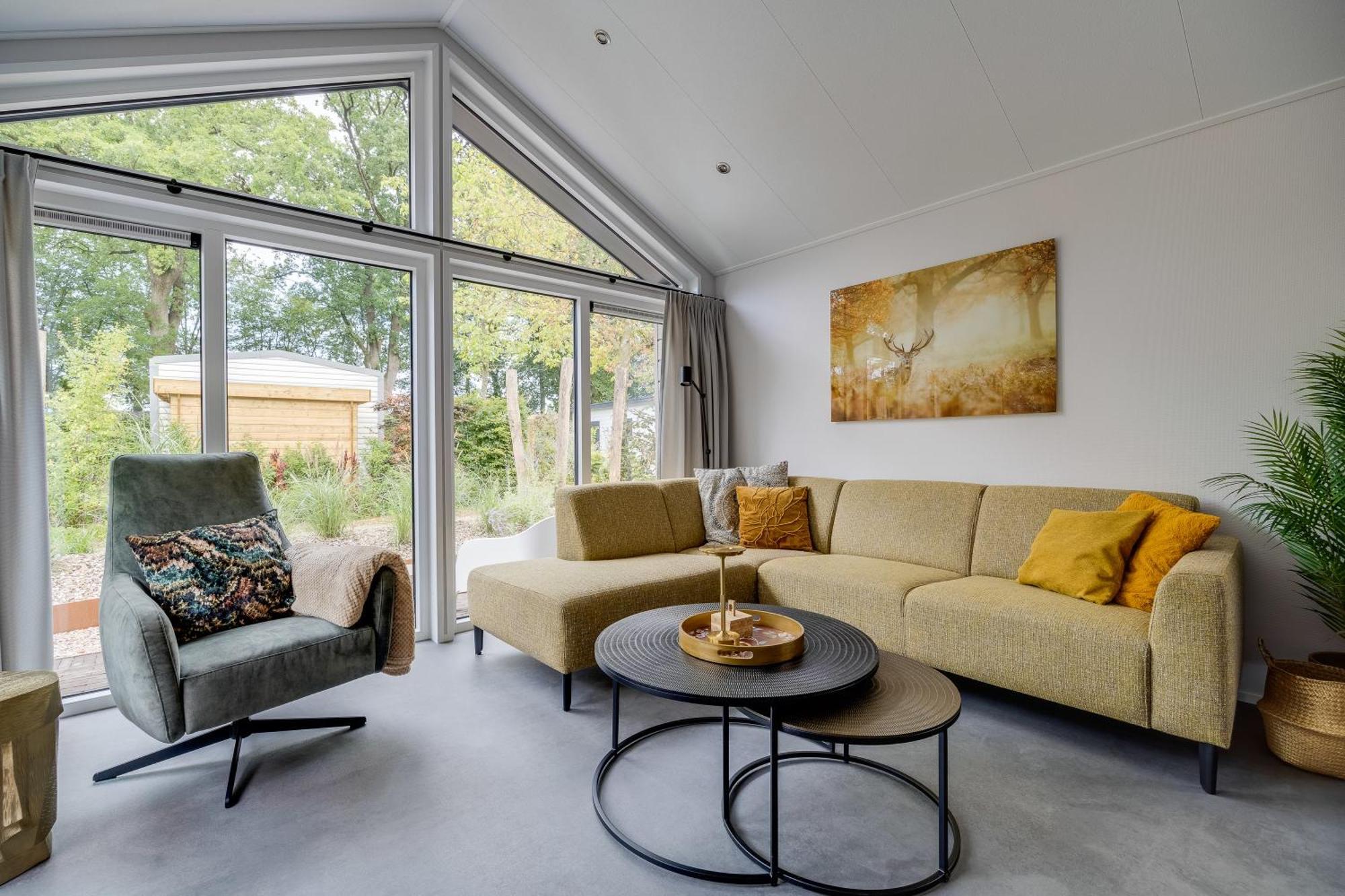Modern Ingericht Chalet Op Groen Park Op De Veluwe Эпе Экстерьер фото
