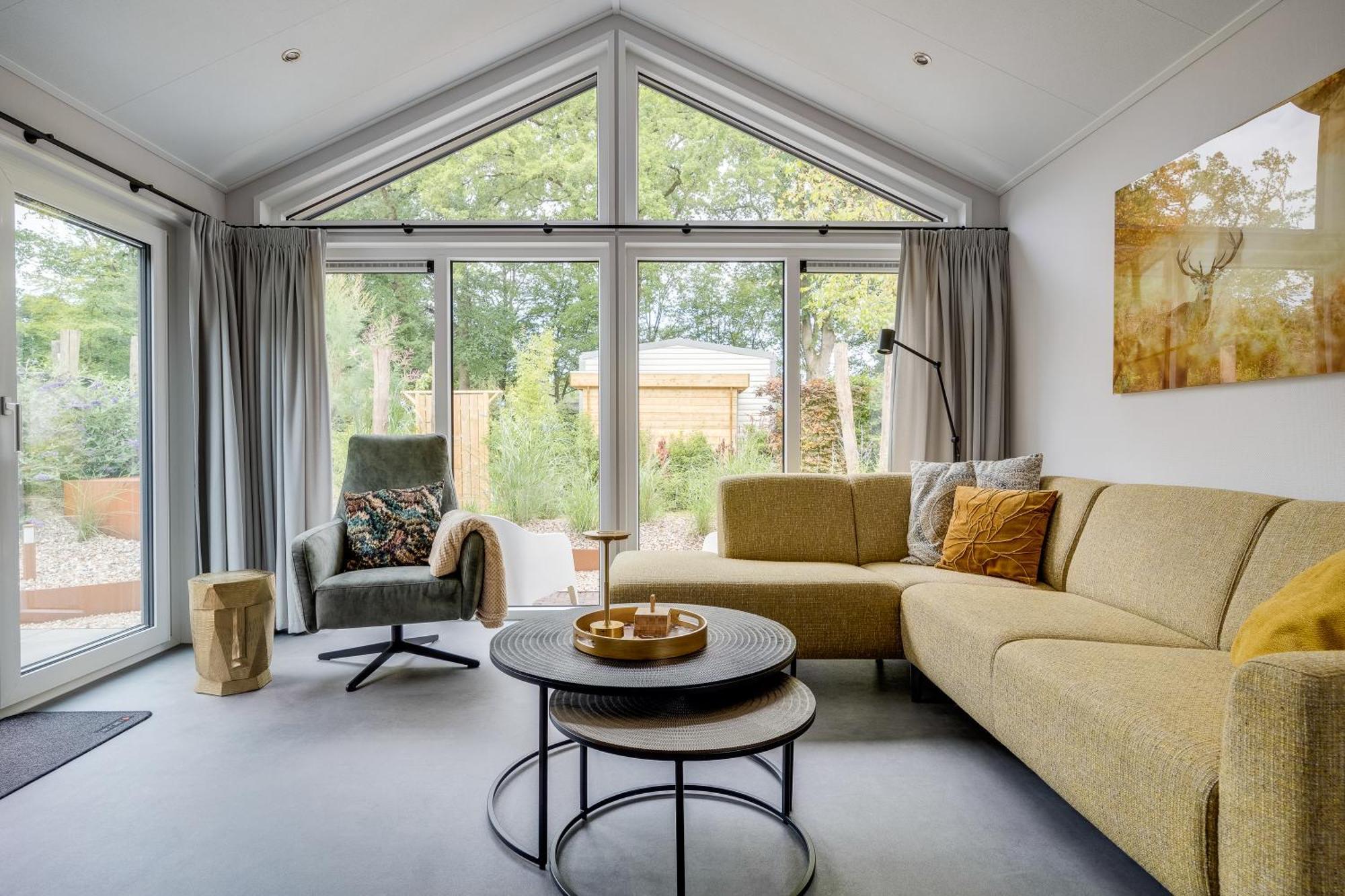 Modern Ingericht Chalet Op Groen Park Op De Veluwe Эпе Экстерьер фото
